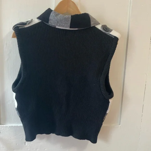 Sweater Project Black and White Buffalo Plaid Cardigan - Picture 10 of 11